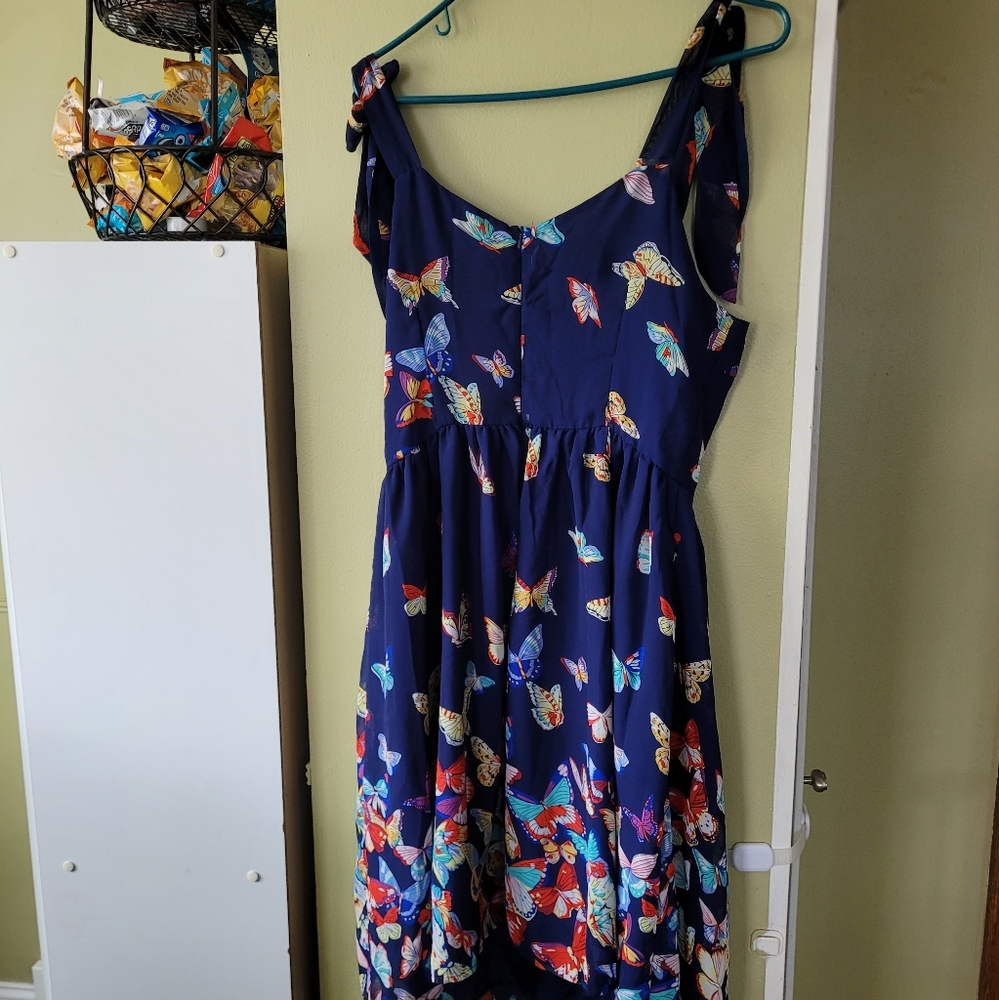 Butterfly Dress - Picture 5 of 5